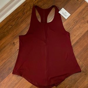 Zyia cranberry Effortlessl Tank (long/tall)